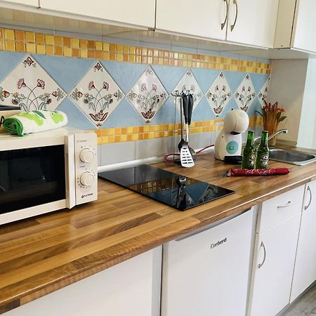 Estudio Jimena Carabeo En El Centro De Нерха Екстериор снимка